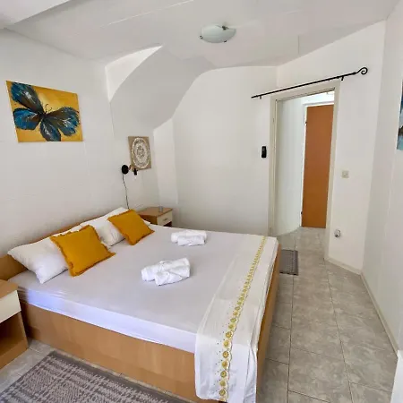 Apartment Ljudmila Doo